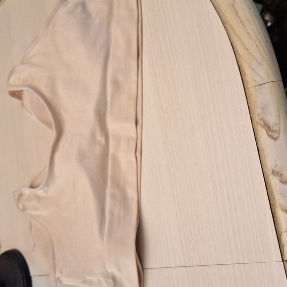 Wacoal B-Smooth® Wire Free Bralette with Scoop Neckline and Wireless Design - Picture 11 of 11